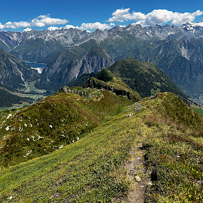 Alpe Casaccia - Gana Negra - Piz Cadreigh - Olivone
